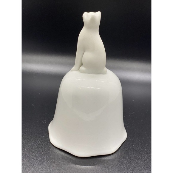 VINTAGE CROWNING TOUCH JAPAN PORCELAIN BELL WHITE BISQUE CAT HANDLE, ORIG LABEL - Picture 6 of 10